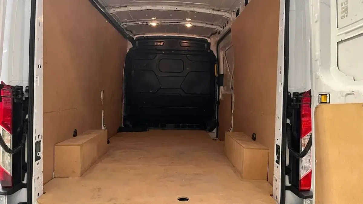 Usado Ford Transit Ambiente 131 CV (96 kW) 2020 Blanco Van