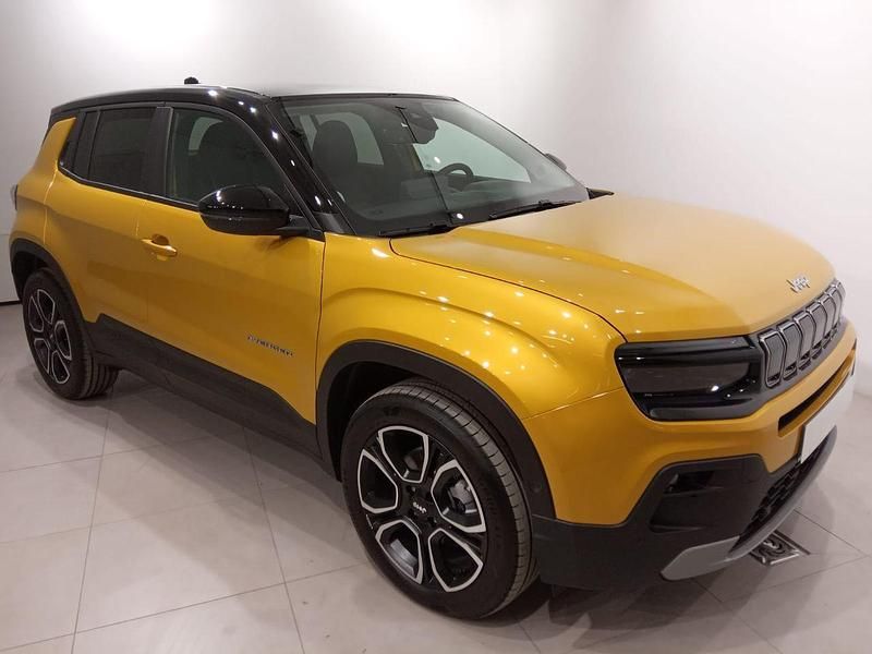 Usado Jeep Avenger EV Summit 114 kW (156 CV) 2024 Amarillo SUV
