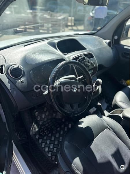 Usado Renault Kangoo 110 CV (80 kW) 2017 Blanco Monovolumen