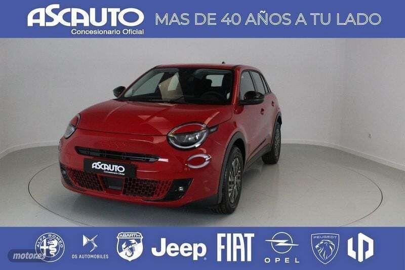 Rojo Nuevo 2025 Fiat 600 Red SUV | 28.400 € (Precio justo) - Imagen 1/4
