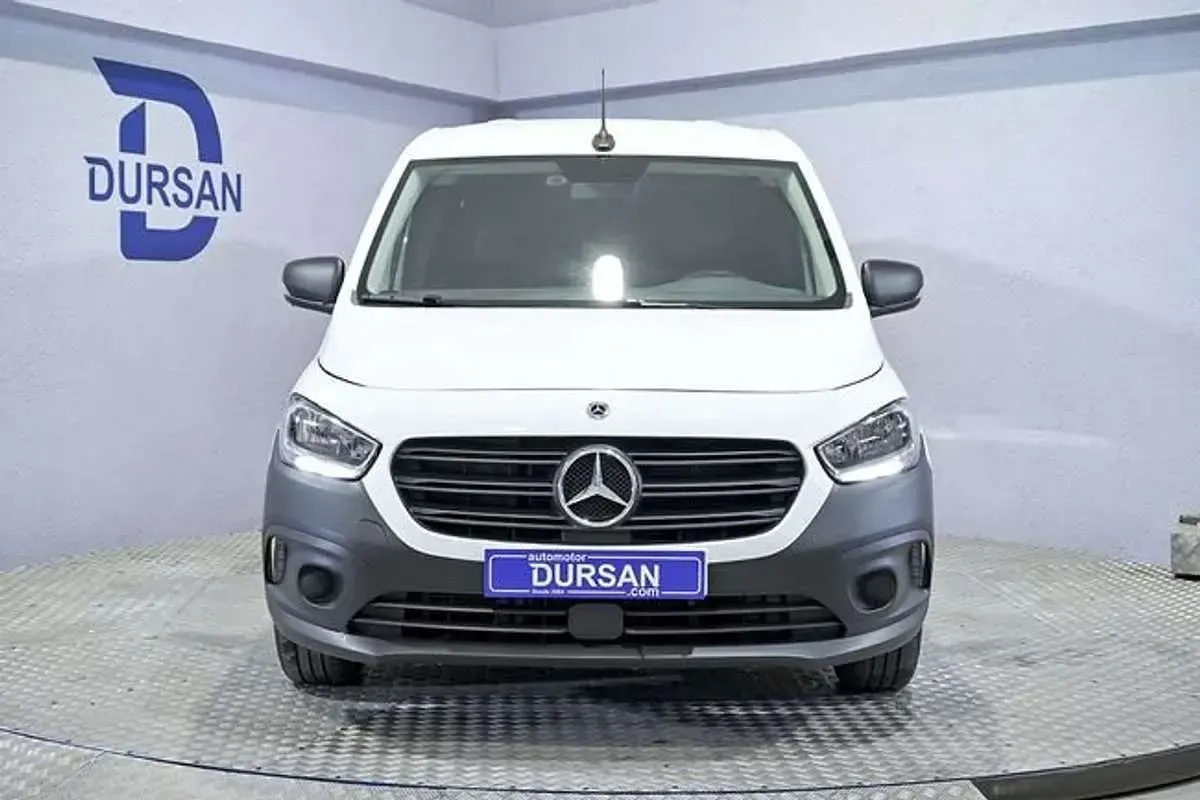 Usado Mercedes Citan 110 102 CV (75 kW) 2024 Blanco Monovolumen