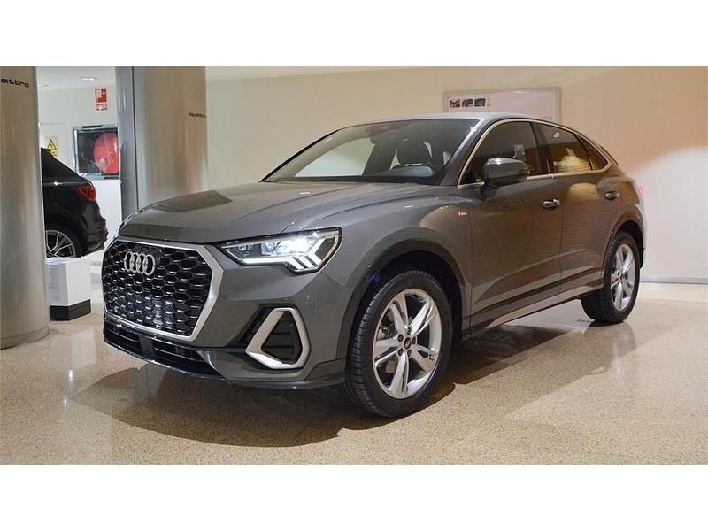 Gris Nuevo 2025 Audi Q3 S-Line SUV | 46.962 € - Imagen 1/4
