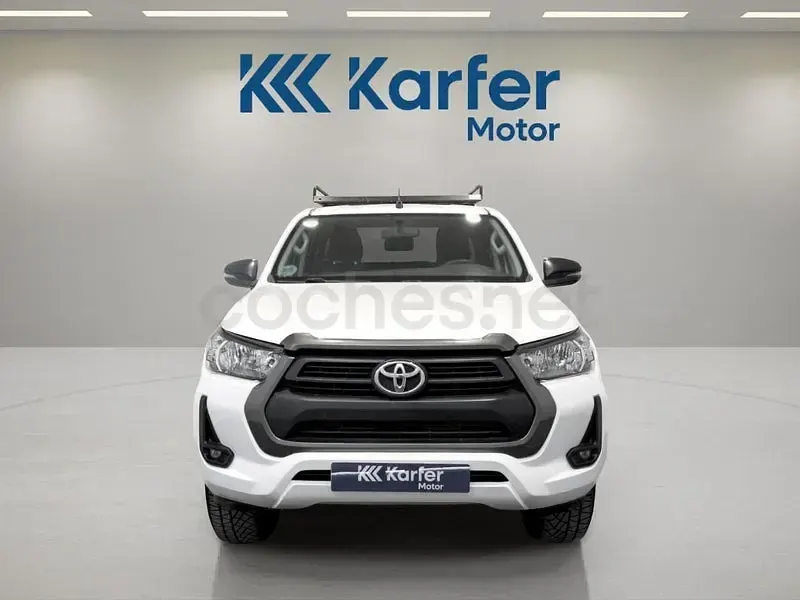 Usado Toyota HiLux 150 CV (110 kW) 2022 Blanco Pickup/Camioneta