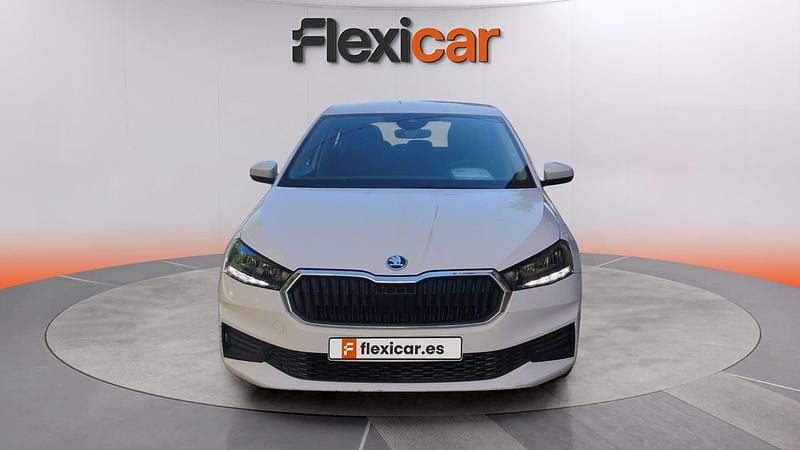 Usado Skoda Fabia Active 95 CV (69 kW) 2022 Blanco Utilitario