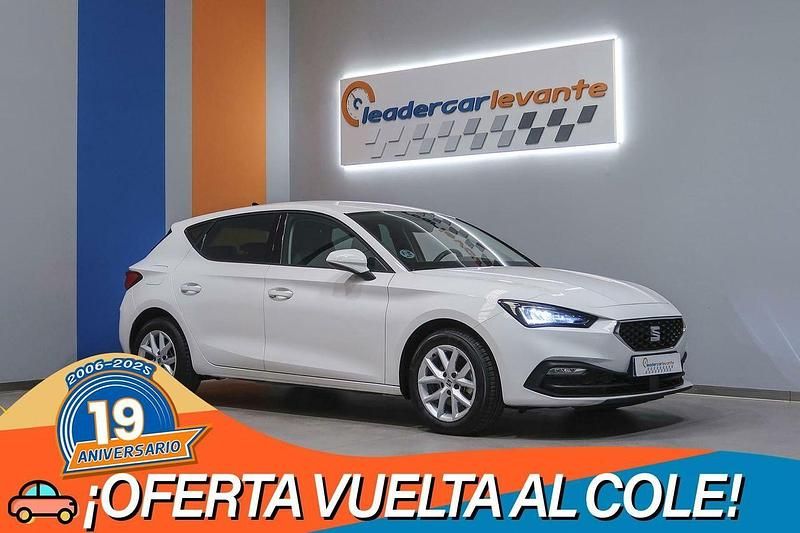 Blanco Usado 2021 Seat Leon Style Berlina | 17.900 € (Precio justo) - Imagen 1/4