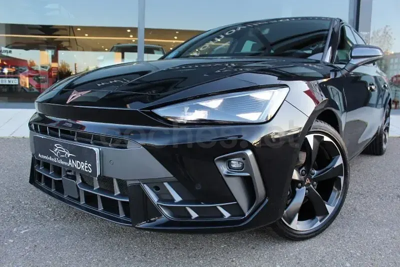 Usado Cupra Leon 150 CV (110 kW) 2024 Negro Berlina