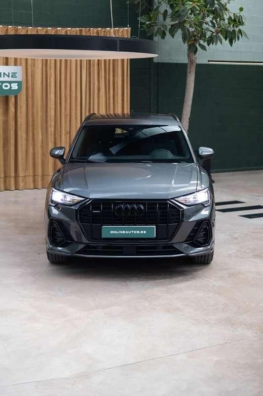Usado Audi Q3 150 CV (110 kW) 2022 Gris SUV