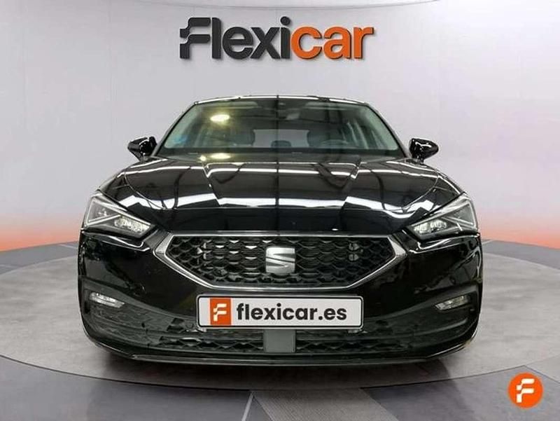 Usado Seat Leon Style 150 CV (110 kW) 2024 Negro Berlina