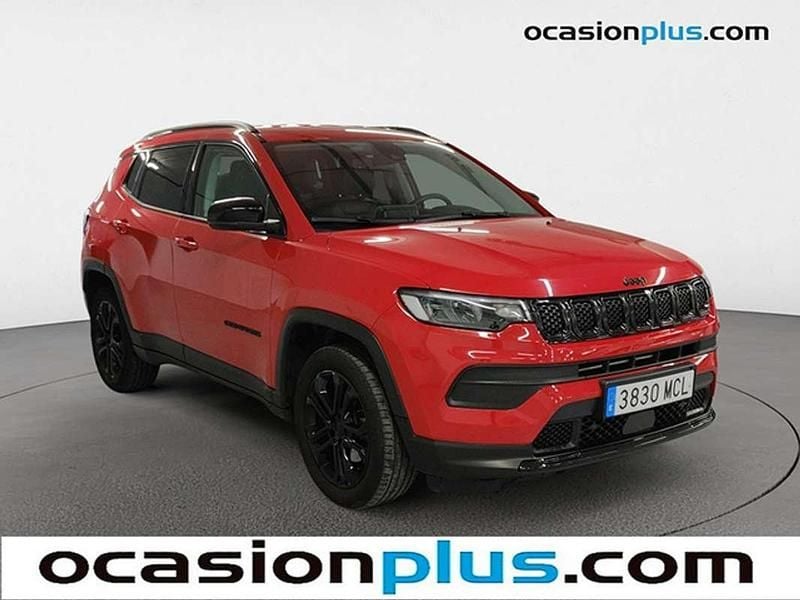 Rojo Usado 2022 Jeep Compass Night Eagle SUV | 23.455 € (Un poco caro) - Imagen 1/2