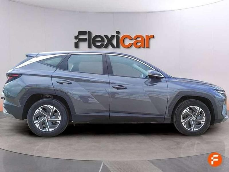 Usado Hyundai Tucson 160 HP (117 kW) 2025 Cinzento SUV