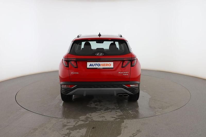 Usado Hyundai Tucson 230 CV (169 kW) 2023 Rojo SUV