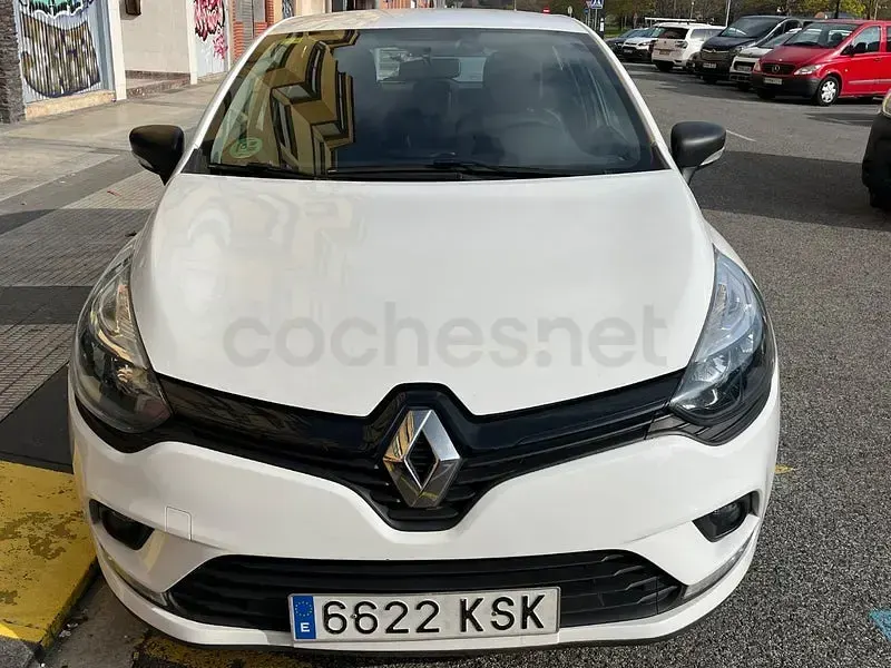 Usado Renault Clio IV Business 75 CV (55 kW) 2019 Blanco Berlina