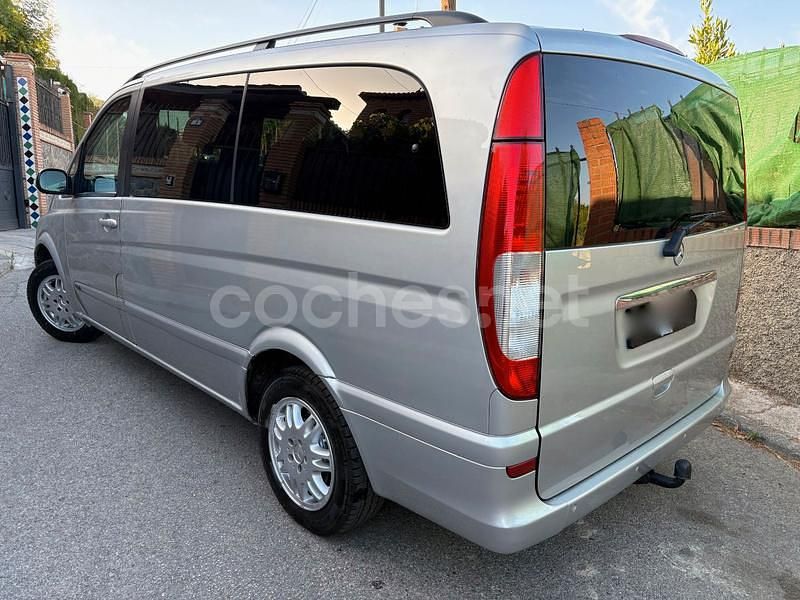 Usado Mercedes Viano 150 CV (110 kW) 2007 Gris / plata Monovolumen