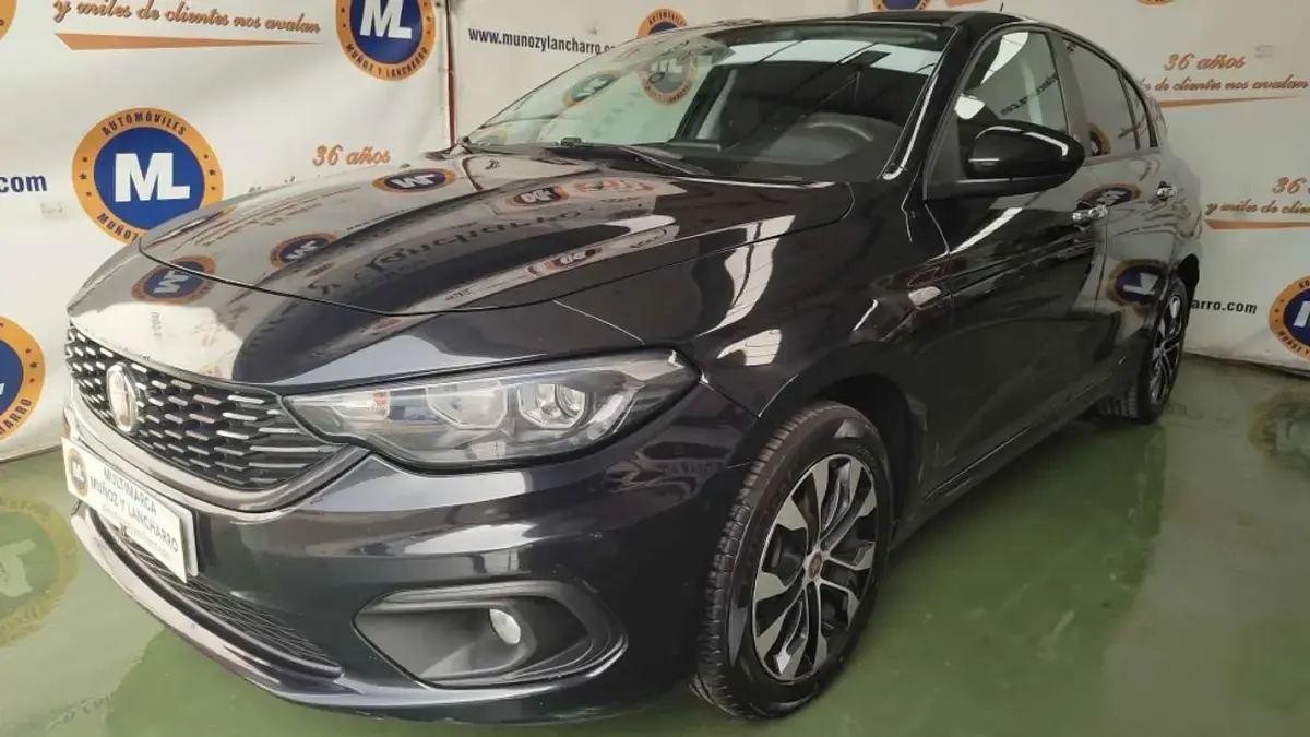 Usado Fiat Tipo Mirror 95 CV (69 kW) 2020 Negro Utilitario