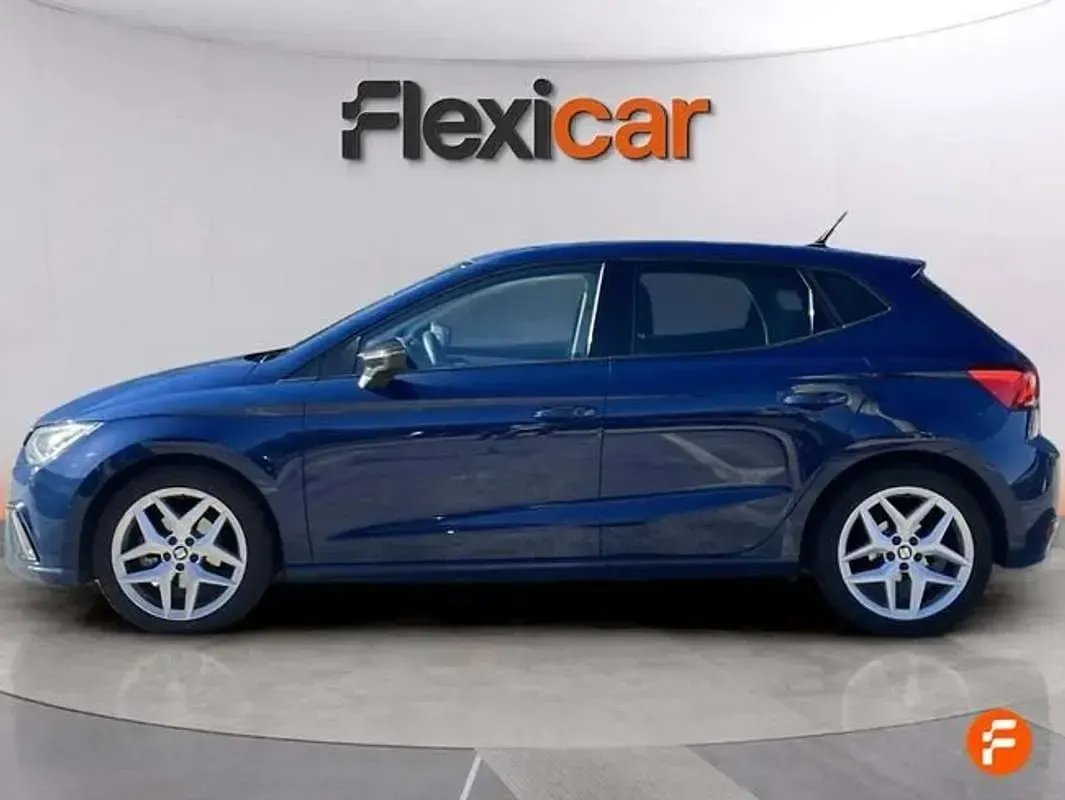 Usado Seat Ibiza FR 110 CV (80 kW) 2019 Azul Utilitario