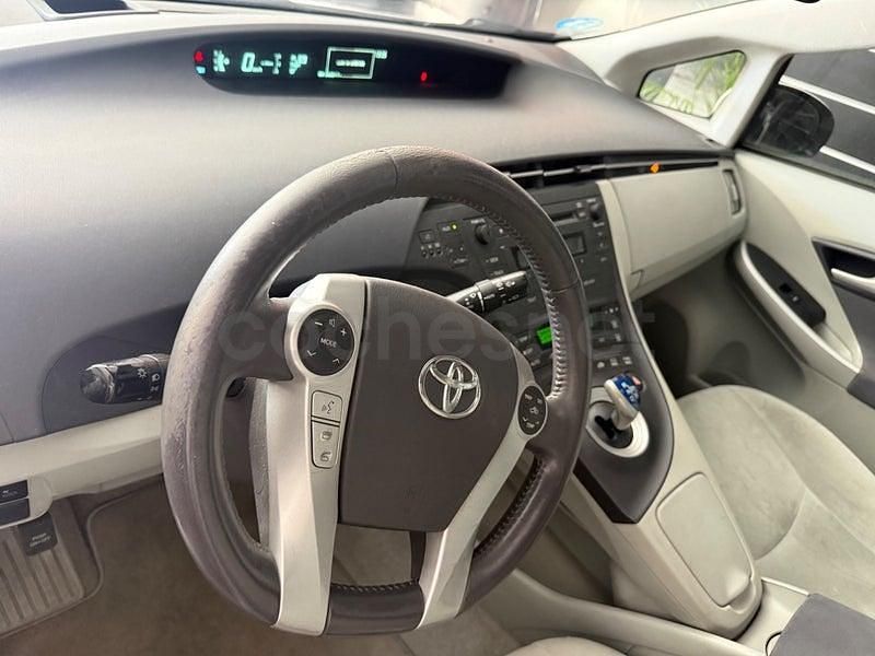 Usado Toyota Prius Advance 136 CV (100 kW) 2009 Blanco Utilitario