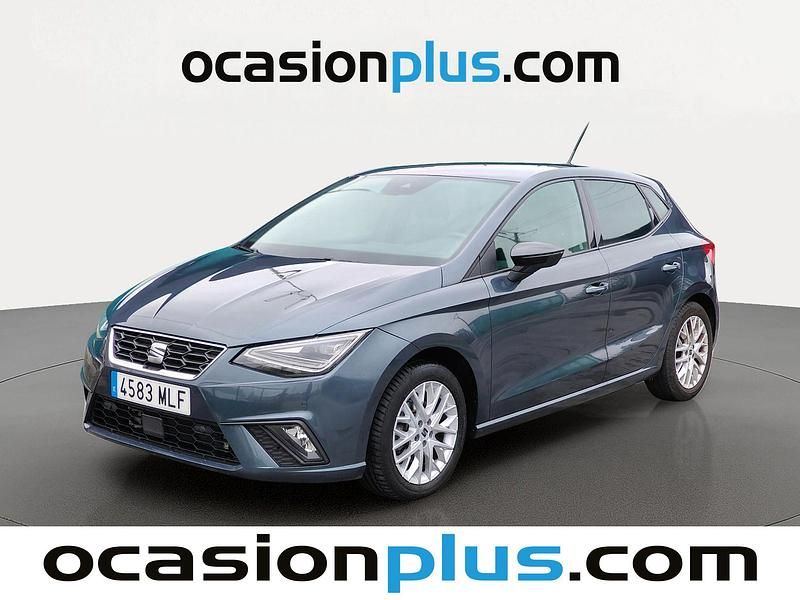 Gris Usado 2023 Seat Ibiza FR Utilitario | 15.264 € (Precio justo) - Imagen 1/4