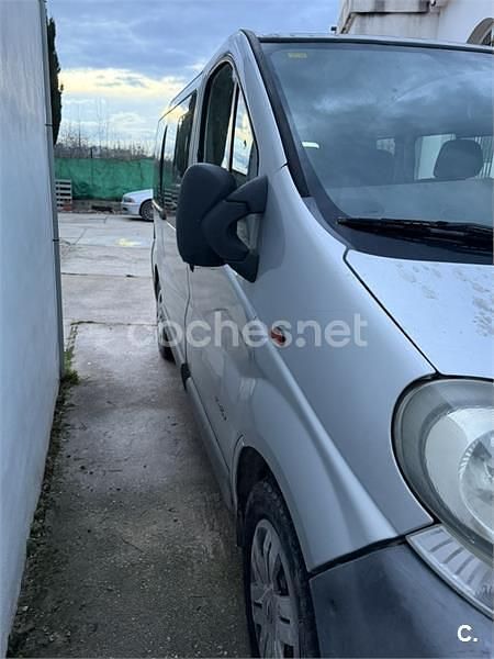 Usado Nissan Primastar 110 HP (80 kW) 2021 Cinzento Monovolume