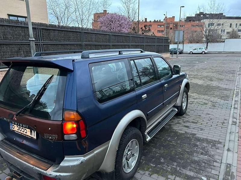 Usado Mitsubishi Montero 99 CV (72 kW) 2000 Azul SUV