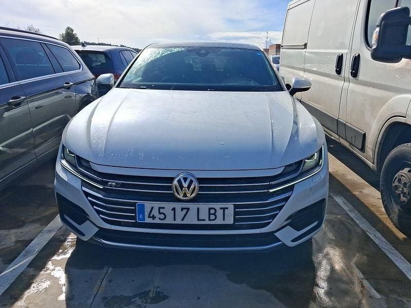 Usado VW Arteon R-line 190 CV (139 kW) 2019 Blanco Utilitario