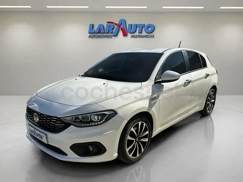 Usado Fiat Tipo Lounge 95 CV (69 kW) 2020 Blanco Berlina