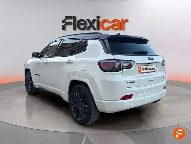 Usado Jeep Compass 240 CV (176 kW) 2021 Beige SUV