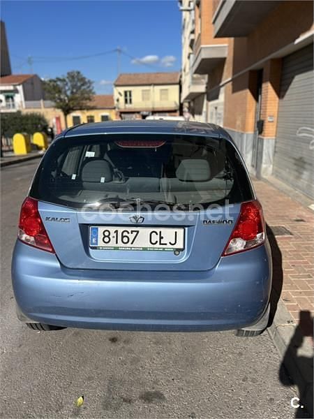 Usado Chevrolet Kalos 83 CV (61 kW) 2003 Azul Berlina