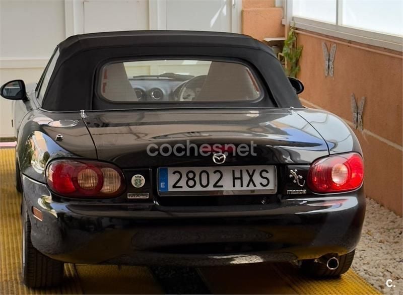Negro Usado 2002 Mazda MX5 Sportive Descapotable | 8500 € - Imagen 1/4