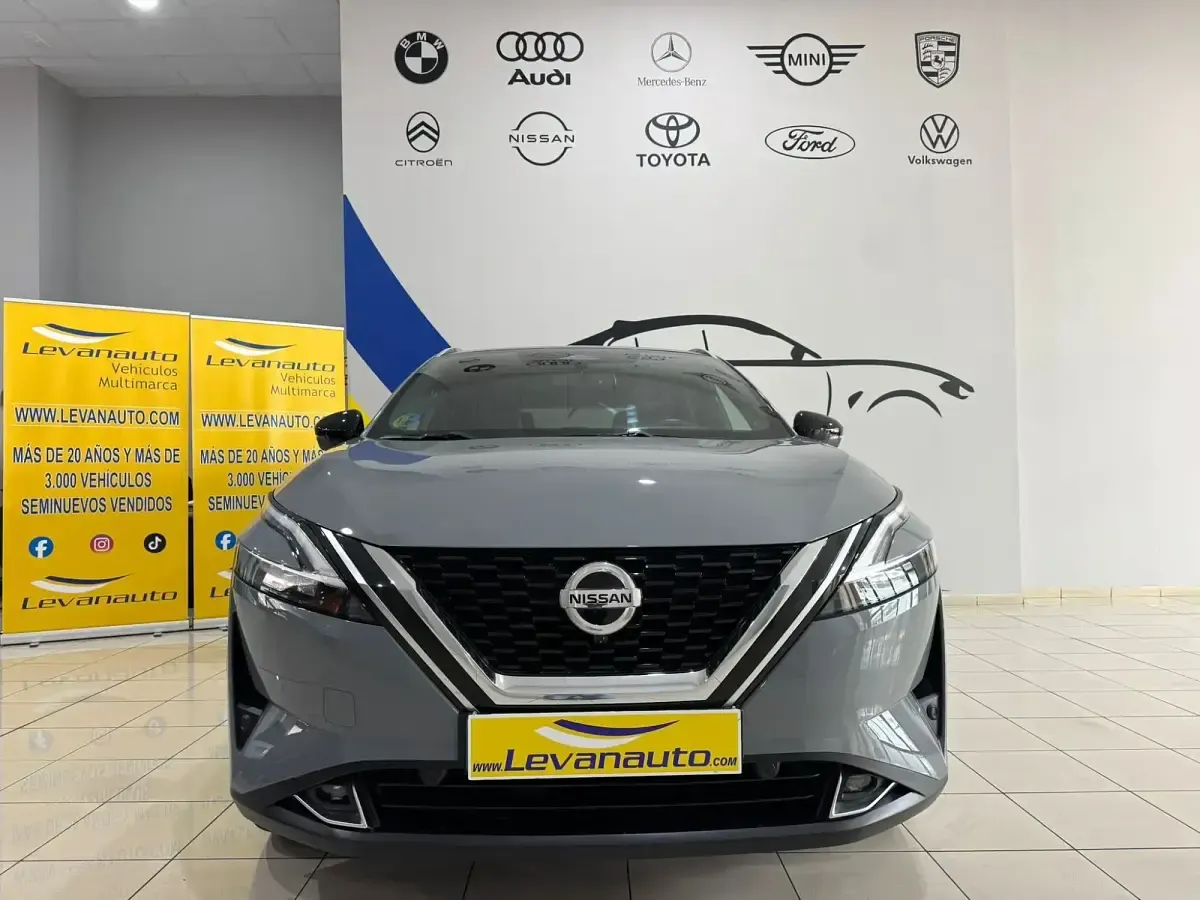 Begagnad Nissan Qashqai Tekna+ 158 HK (116 kW) 2022 Grå SUV