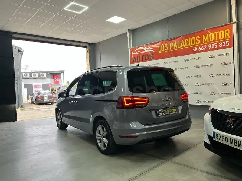 Usado VW Sharan Sportline 184 CV (135 kW) 2016 Gris / plata Monovolumen