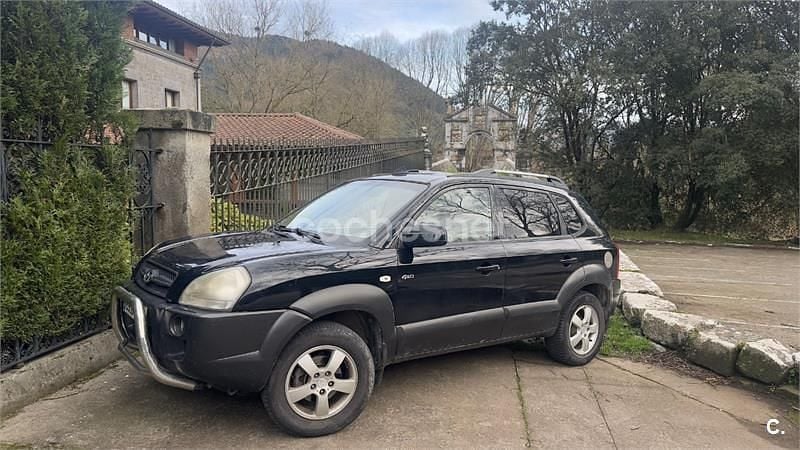 Usado Hyundai Tucson Comfort 140 CV (102 kW) 2007 Negro SUV