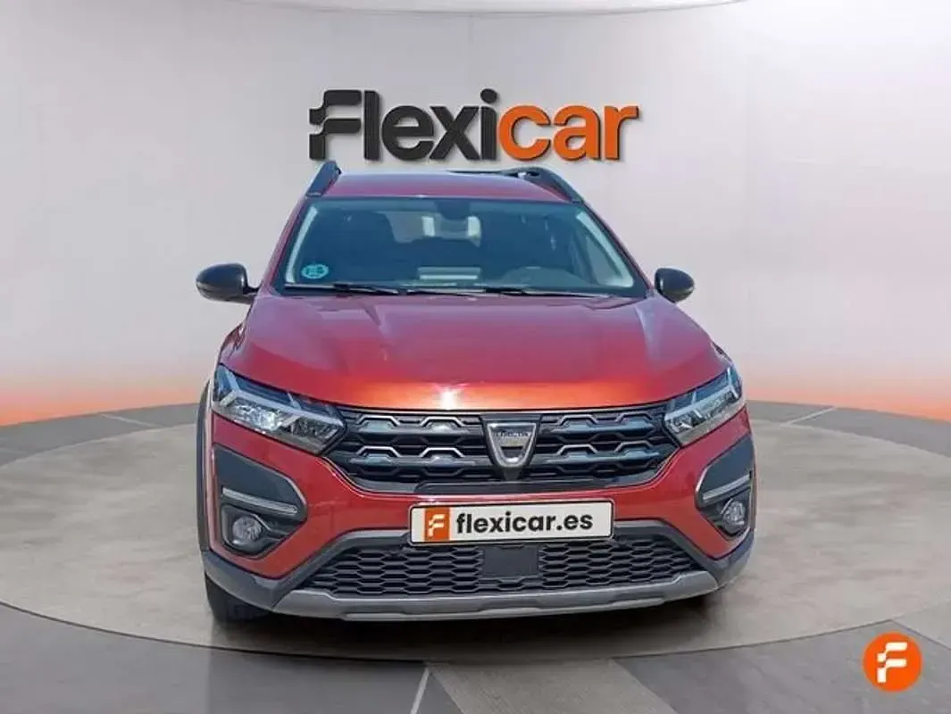 Usado Dacia Jogger Extreme 110 CV (80 kW) 2022 Rojo Monovolumen