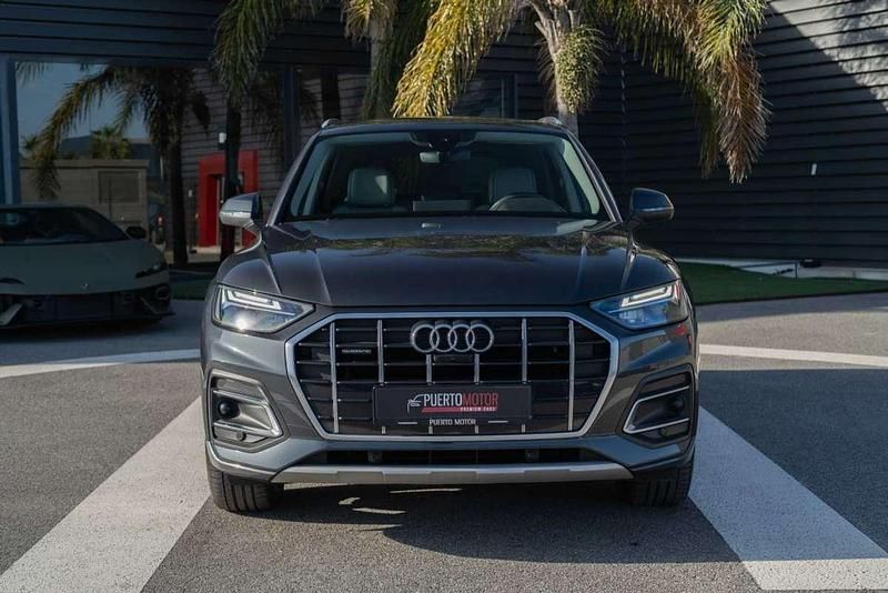 Begagnad Audi Q5 Comfort 204 HK (150 kW) 2022 Grå SUV