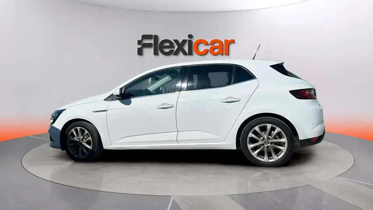 Usado Renault Mégane Bose Edition 110 CV (80 kW) 2017 Blanco Berlina