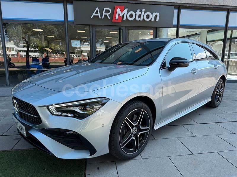 Gris / plata Usado 2025 Mercedes CLA250e Shooting Brake AMG line Familiar | 41.950 € (Precio justo) - Imagen 1/4