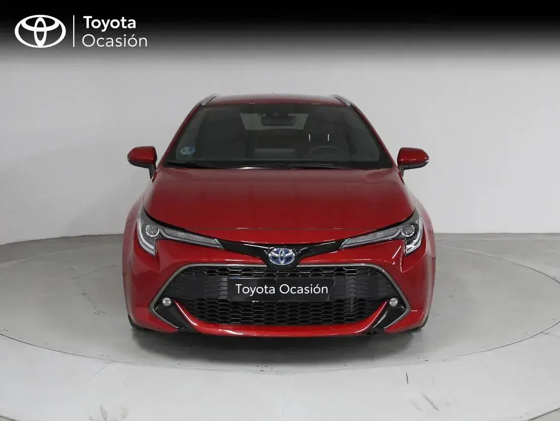 Usado Toyota Corolla Sport 180 CV (132 kW) 2019 Rojo emocion Familiar