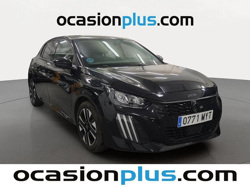 Usado Peugeot 208 Allure 102 CV (75 kW) 2025 Negro Utilitario