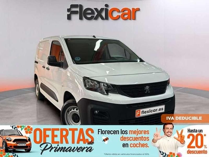 Usado Peugeot TePee Active 99 CV (72 kW) 2021 Blanco Van