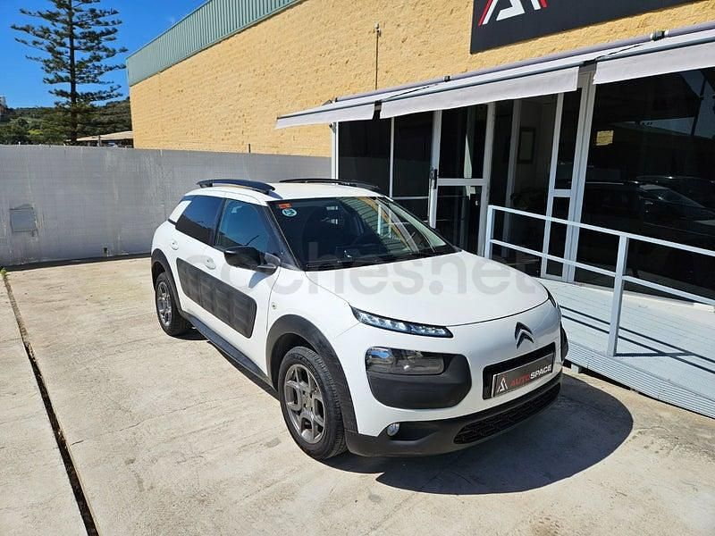 Usado Citroën C4 Cactus Shine 100 CV (73 kW) 2014 Blanco Utilitario