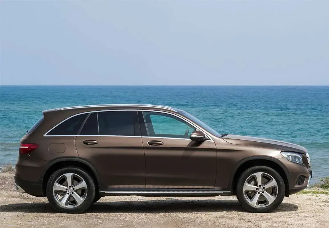 Usado Mercedes GLC350 320 CV (235 kW) 2021 Rojo SUV