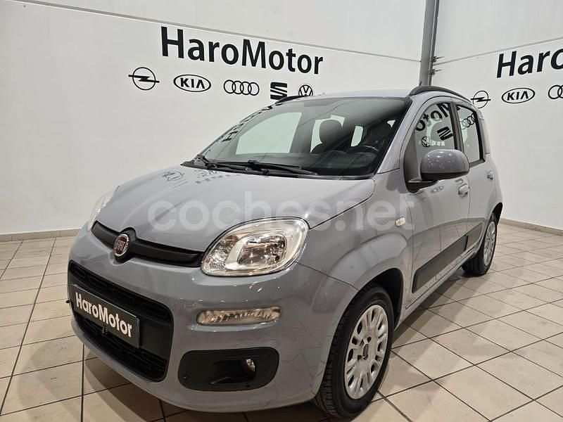 Usado Fiat Panda Lounge 69 CV (50 kW) 2019 Gris / plata Berlina