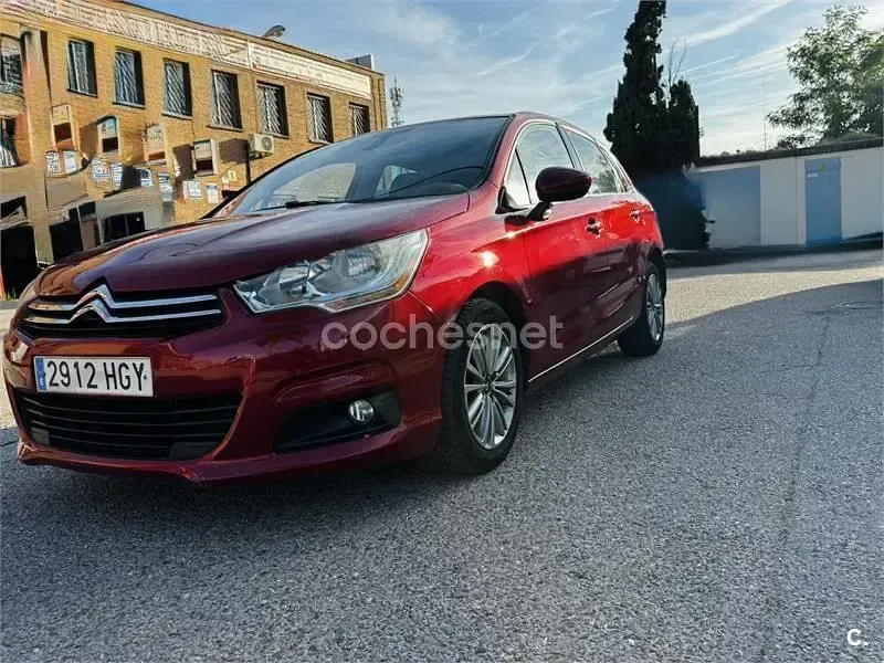 Usado Citroën C4 Business Class 120 CV (88 kW) 2011 Granate Berlina
