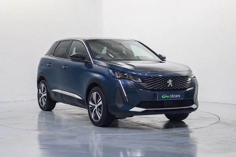 Usado Peugeot 3008 Allure 136 CV (100 kW) 2024 Azul SUV