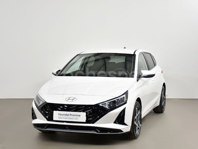 Blanco Usado 2024 Hyundai i20 Berlina | 19.990 € (Precio justo) - Imagen 1/4