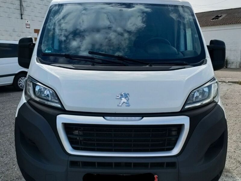 Usado Peugeot Boxer 130 CV (95 kW) 2015 Blanco Van