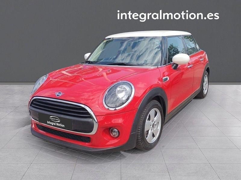 Usado Mini ONE 103 CV (75 kW) 2020 Rojo Utilitario