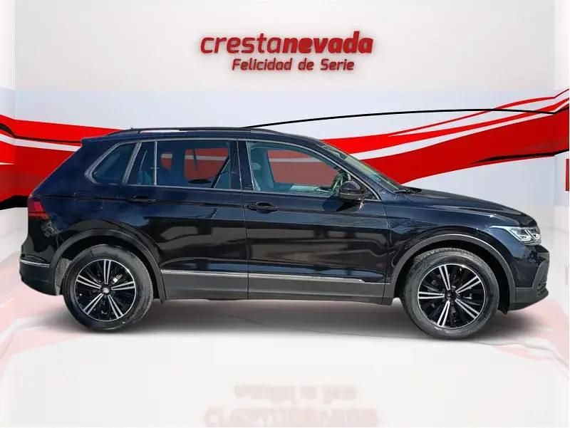 Usado VW Tiguan Life 150 CV (110 kW) 2024 SUV