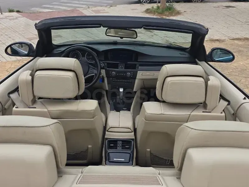 Occasion BMW 320 Cabriolet 177 ch (130 kW) 2009 Noir Cabriolet