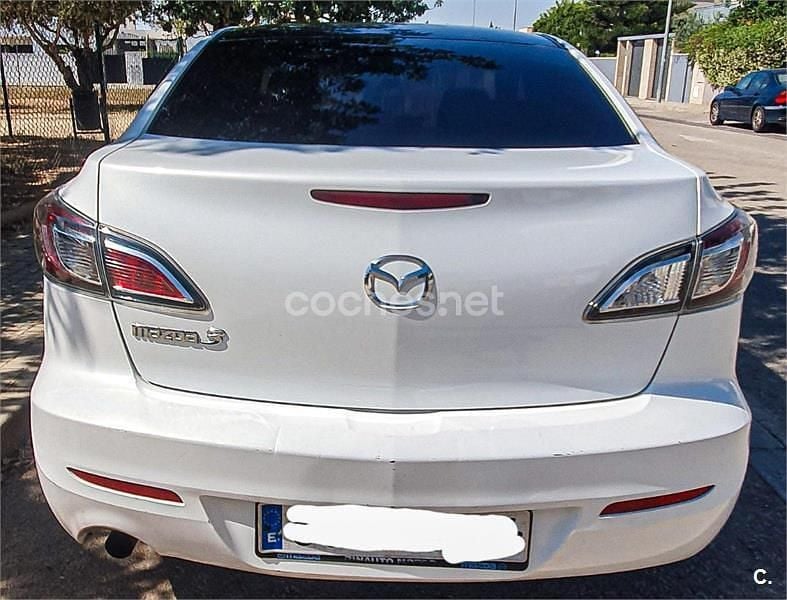 Usado Mazda 3 Active 109 CV (80 kW) 2012 Blanco Berlina
