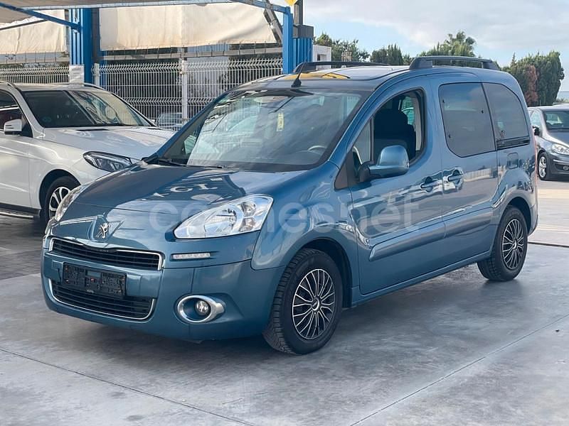 Azul Usado 2015 Peugeot Partner Tepee Active Monovolumen | 11.999 € (Caro) - Imagen 1/4